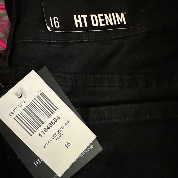 Hot Topic Jegging - Picture 8 of 9